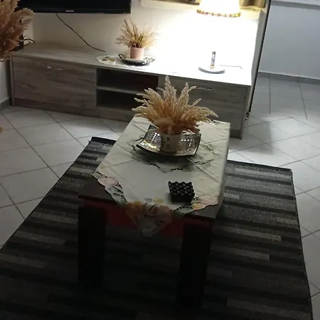 Too Cozzy Flat Tirana