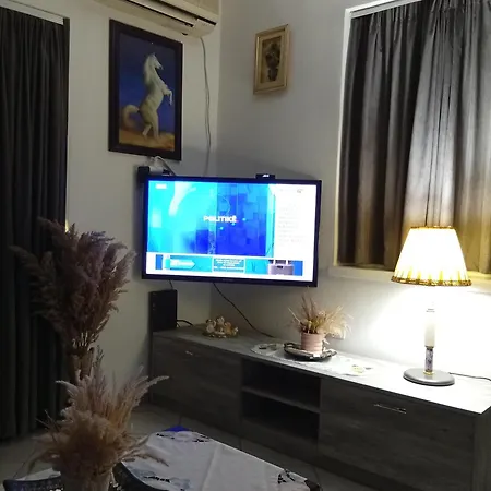 Appartamento Too Cozzy Flat Tirana