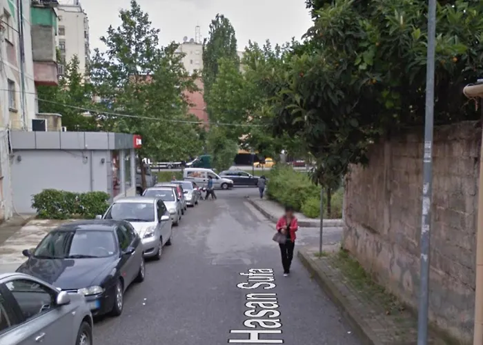 Too Cozzy Flat Tirana